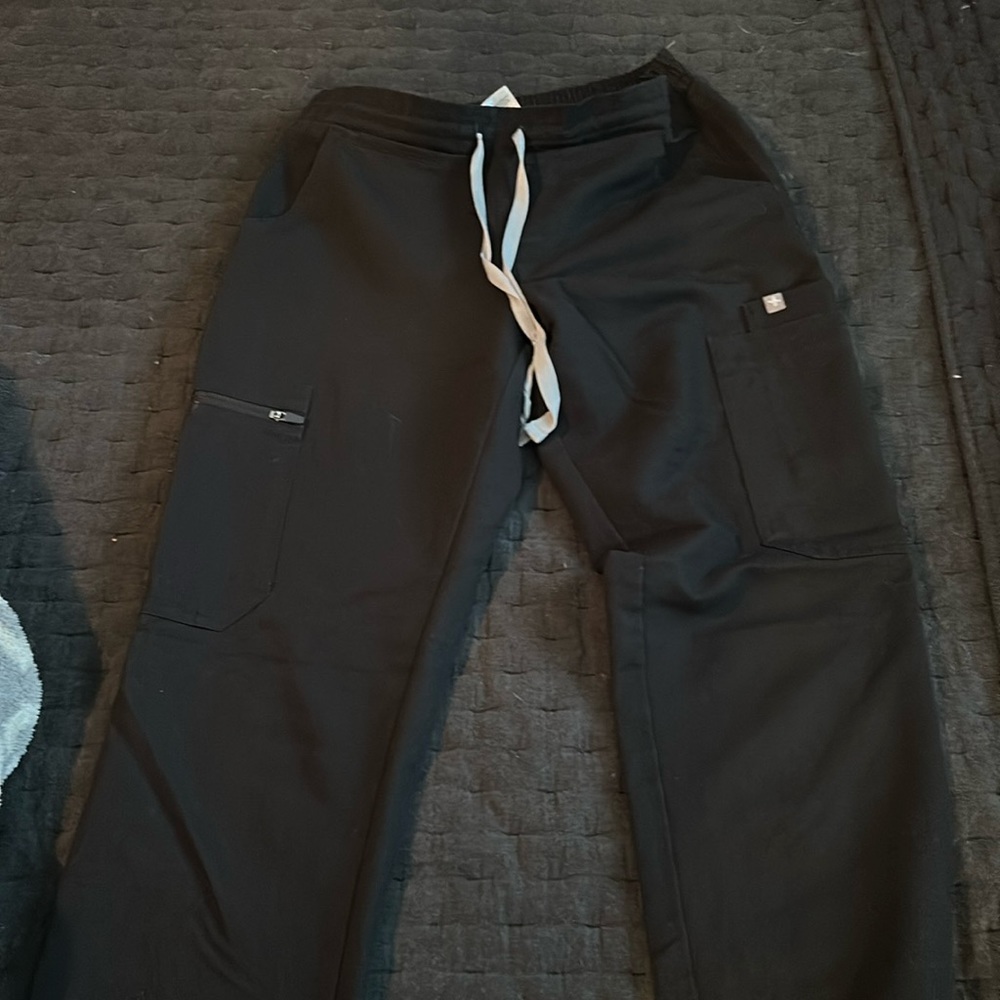Women’s Figs Scrub Pants